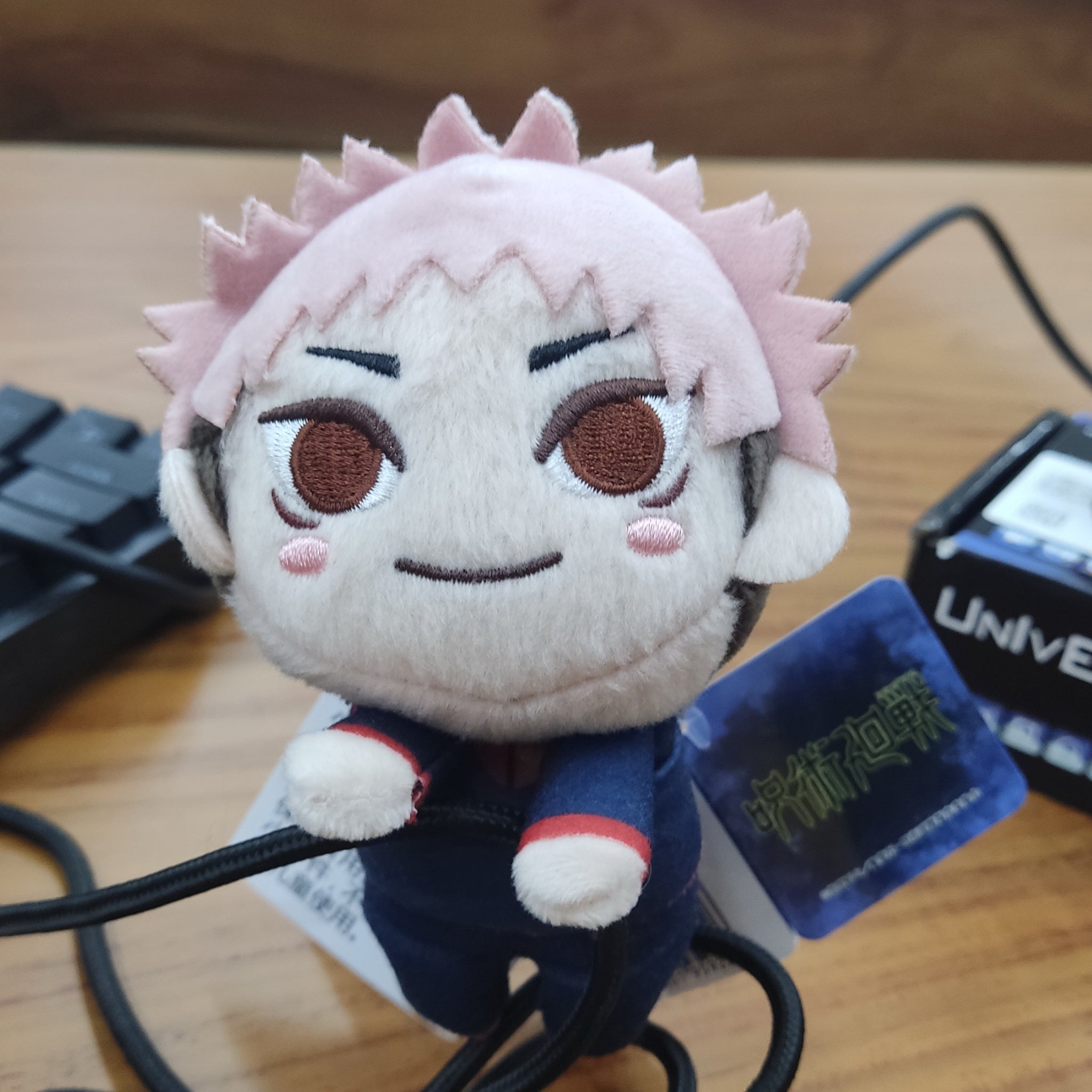 JUJUTSU KAISEN MINI PLUSH - YUJI ITADORI JUJUTSU KAISEN MINI PLUSH - YUJI ITADORI